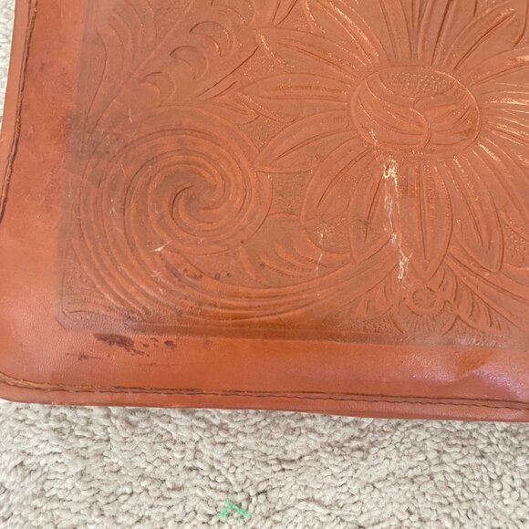 Vintage Hand-Tooled Leather Shoulder Bag – Mahogany Caramel Brown Floral Pattern - Picture 4 of 14